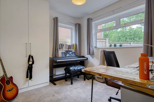 Office/Music Room/Bed 4- click for photo gallery